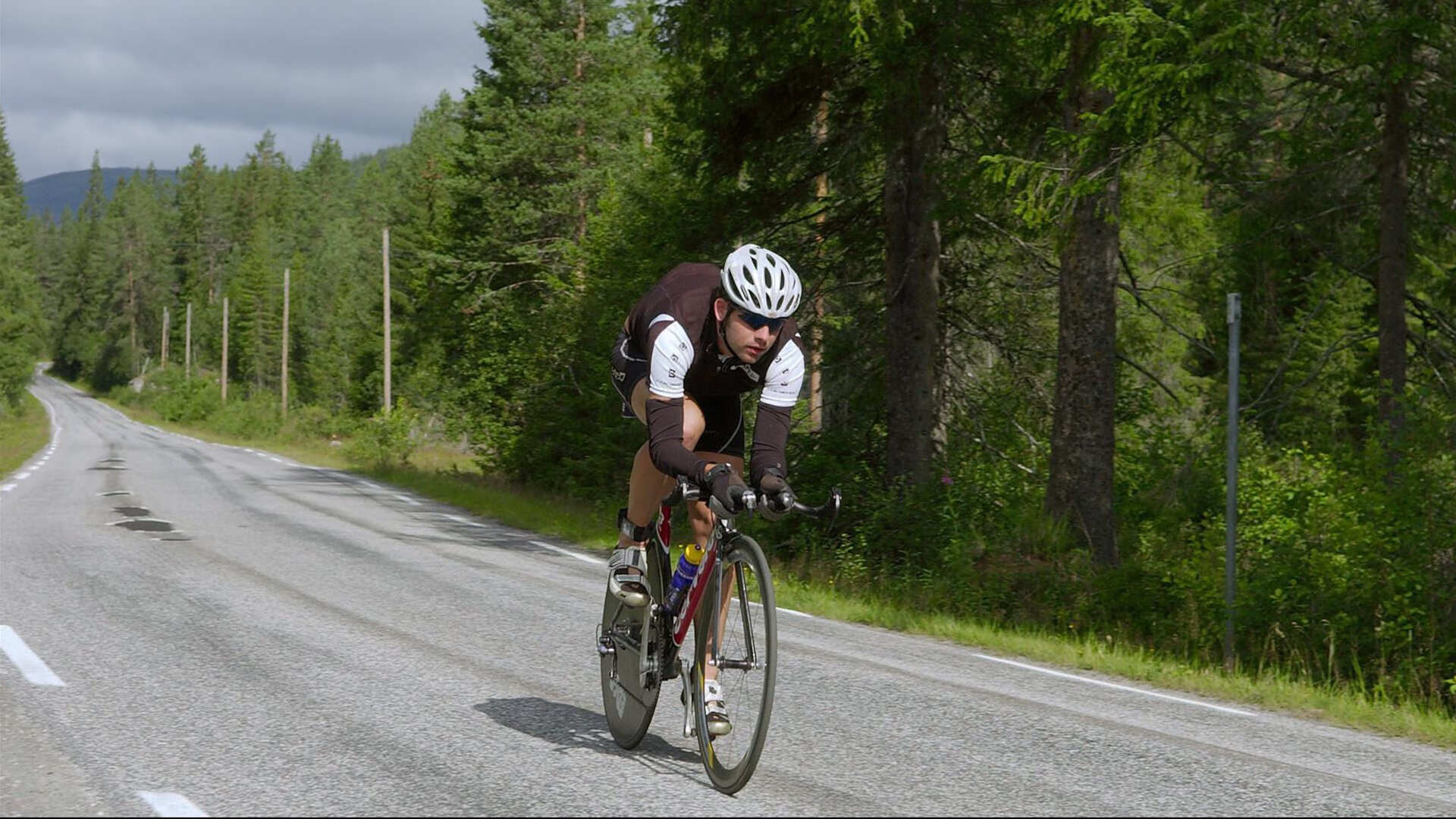 欧冠比赛的“幕后英雄”：教练与球员的默契配合，欧冠角色